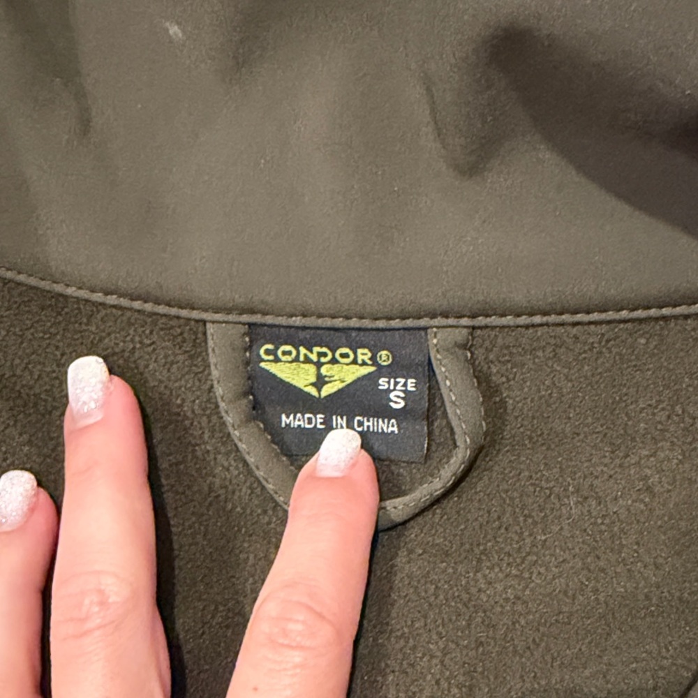 Condor Summit Men's Tactical Field Jacket in Olive Green - Picture 2 of 9